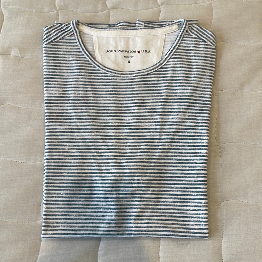 Unworn John Varvatos Men’s T Shirt